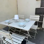 Au Puy De Paugnat Hébergement de vacances *