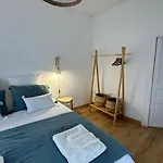 Hébergement de vacances Au Puy De Paugnat Charbonnieres-les-Varennes