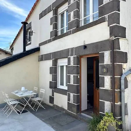 Сasa de vacaciones Au Puy De Paugnat Charbonnieres-les-Varennes