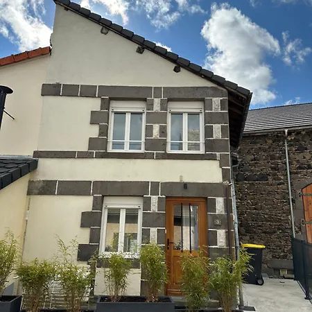 Au Puy De Paugnat *